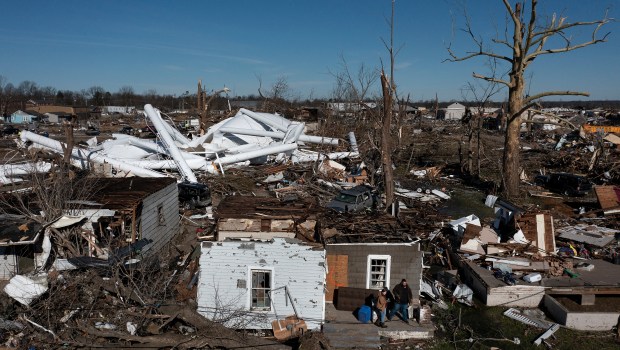 WEB2-TORNADO-KENTUCKY-AFP-000_9UJ7Y6.jpg