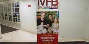 « Men Having Babies », un salon où tout se négocie, la GPA y compris