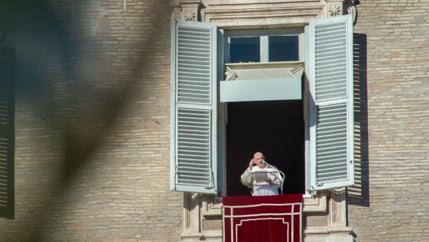 Pope-Francis-ANGELUS
