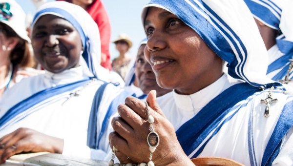web3-charity-sisters-vatican-smile-m-miglioratocppciric.jpg