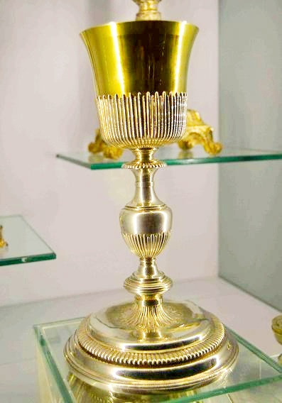 Diversos cálices de cristal Saint Louis lavrado... - Galeria Alphaville