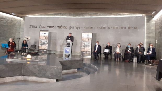 WEB2-MEMORIAL-DE-LA-SHOAH-CEF.jpg