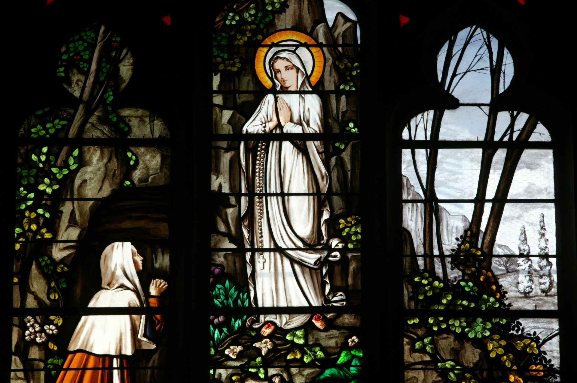 LOURDES