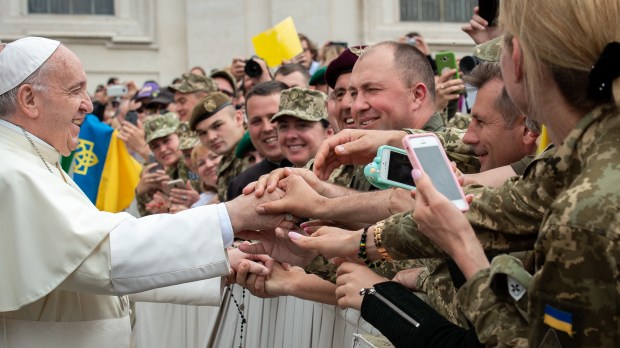 Pope-Francis-Audience-Ukraine-Ukrainian-Antoine-Mekary-ALETEIA