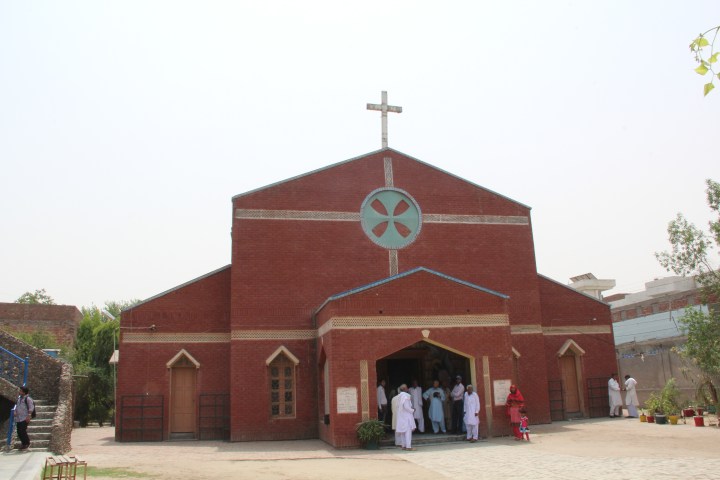 WEB2-PAKISTAN-EGLISE-SAINT-JEAN-AED.jpg