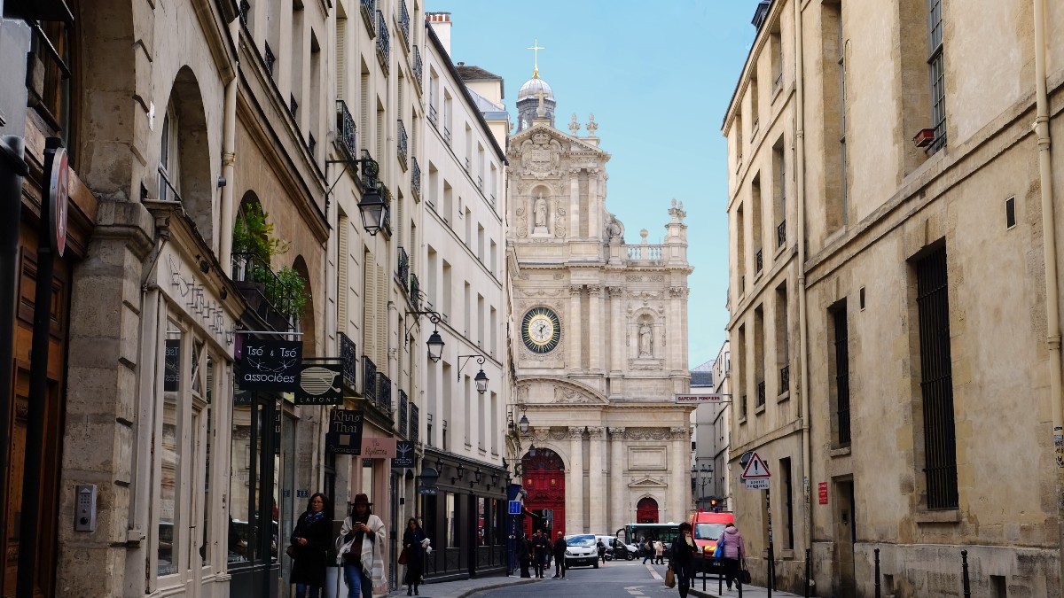 Vidéo obscène tournée dans une église de Paris : le curé réagit Saint-paul-saint-louis-paris-shutterstock_1190957020