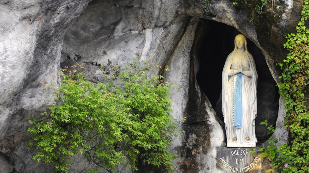 18 février : Sainte Bernadette Vierge-lourdes