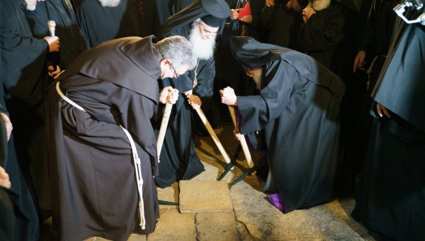 Basilica-of-the-holy-sepulcher-Jerusalem