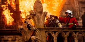 « Notre-Dame brûle », le film évènement de Jean-Jacques Annaud