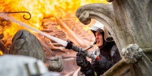 « Notre-Dame brûle » : tout est faux, mais tout est vrai