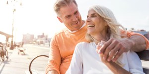 Et si vieillir libérait la tendresse ? Des pistes pour rendre la vie plus belle