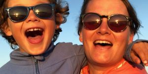 Vivre avec l&#8217;autisme, le quotidien de Charlotte, maman qui se sent soutenue par Jésus