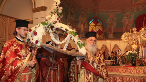 procession avec Épitaphion orthodoxe