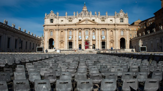 Saint-Peters-Basilica-CANONISATION-May-14-2022