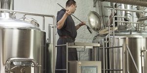 Les moines de Saint-Wandrille (et leur bière) à l&rsquo;honneur sur Brut