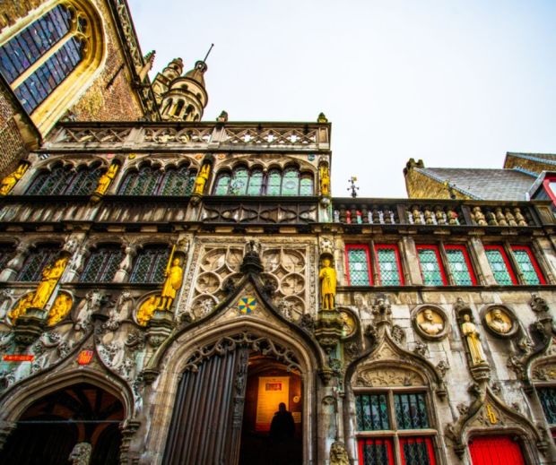 Tour du monde des cathédrales dédiées au Précieux Sang du Christ