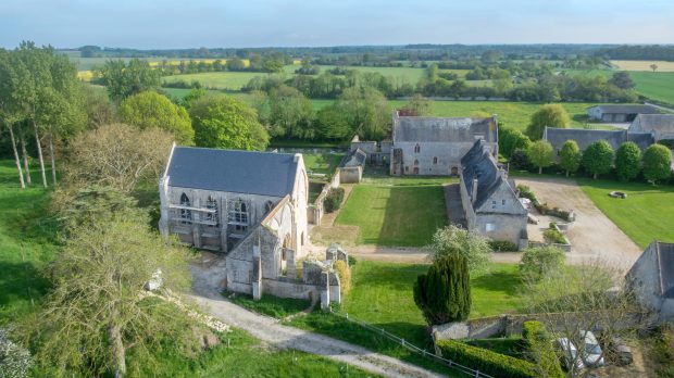 abbaye-de-longues.jpg