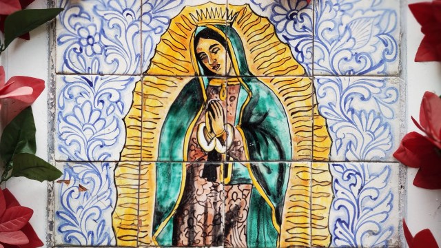 [VIDÉO] Ils vont prier Notre-Dame de Guadalupe pendant 46 jours Shutterstock_2113891295