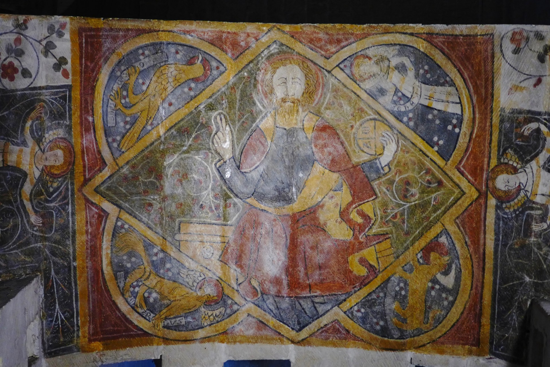 6-Fresque-cathedrale_notre_dame_Saint_Paul_Trois_Chateaux-photo-Aubry-Francon-CC-BY-SA-4.0-Wikimedia-Commons.jpg