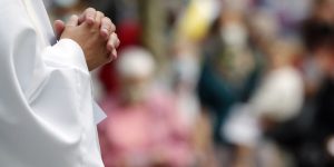 À quoi cela sert-il d’offrir une messe pour un vivant ?