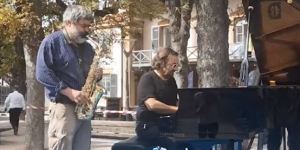 André Manoukian improvise un hommage à Elisabeth II à Fourvière