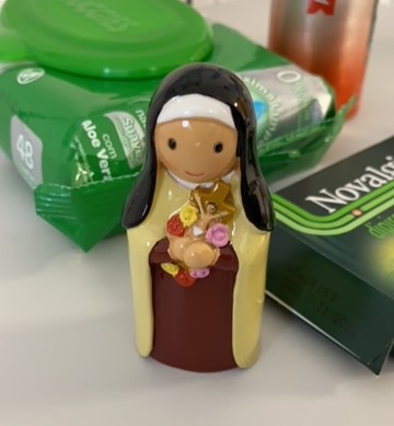 statuette-sainte-therese-2.jpg