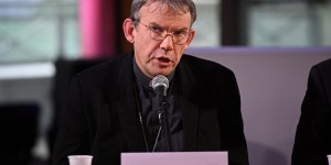 Affaire Santier : l’actuel évêque de Créteil demande « pardon » pour « ses erreurs »