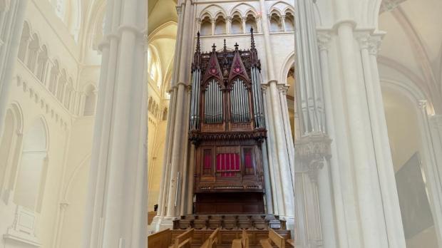 ORGUE-DIOCESE-DE-LYON.jpg