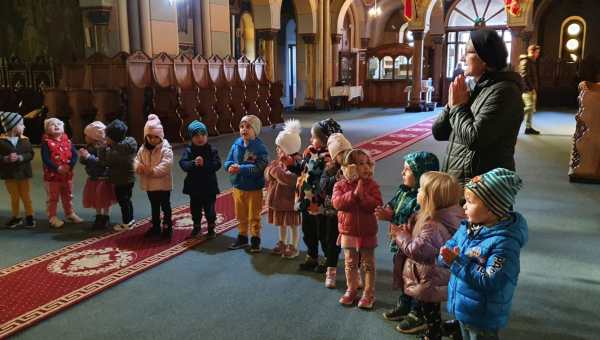 One-Million-Children-Praying-the-Rosary-2022