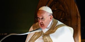 Le pape François réforme profondément le droit canon