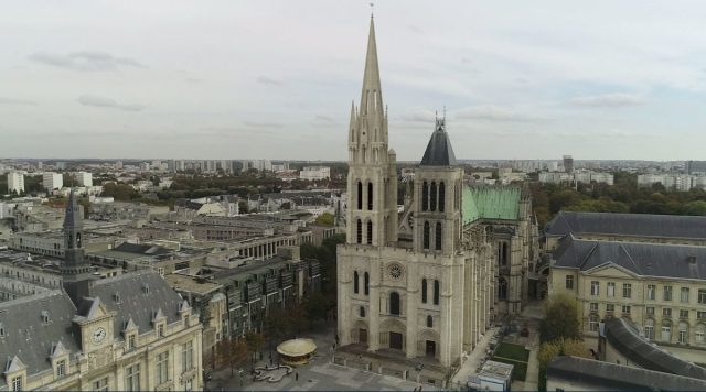 La future flèche de la basilique Saint-Denis modélisée en 3D