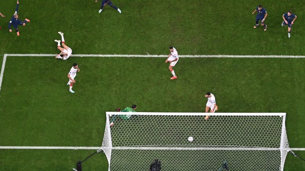000_32WM7FXFrance-tunisie-Griezmann