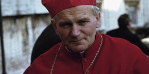 Jean Paul II a-t-il dissimulé des affaires pédophiles en Pologne ?