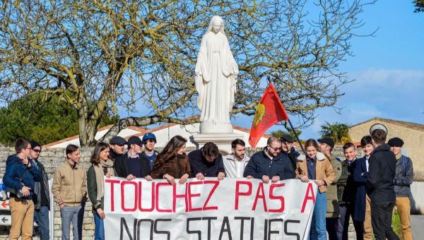 Statue de la Vierge Marie à la Flotte en Ré