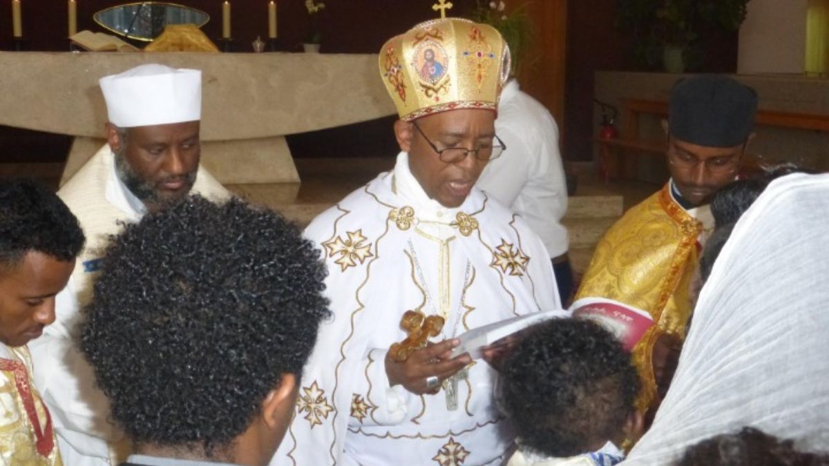 Mgr-Hagos-Erythree.jpg