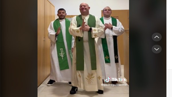Père Guilherme Portugal Tik Tok