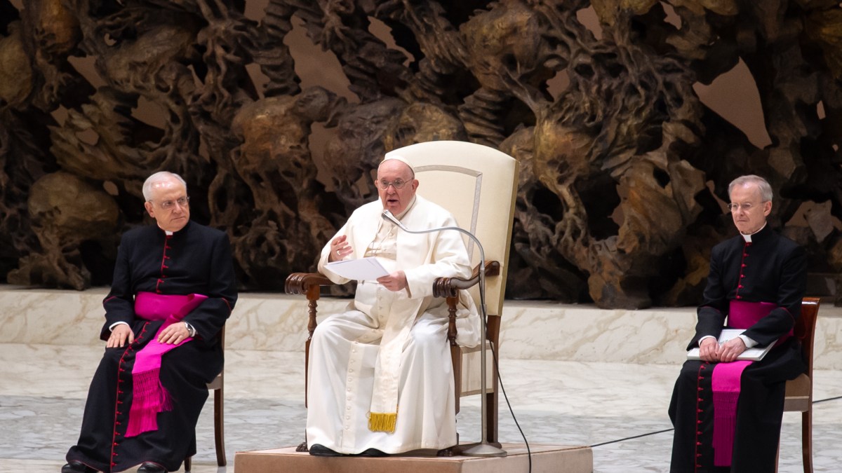 Pope-Francis-General-Audience-PAUL-VI-HALL-January-18-2023