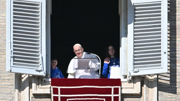 Ludzie ubodzy w duchu byli tematem rozważań papieża Franciszka przed modlitwą Anioł Pański w Watykanie