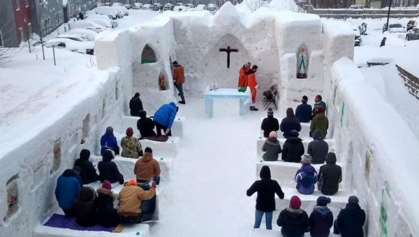ice chapel in Michigan University 2023