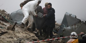 Prière pour les victimes du séisme en Turquie et en Syrie