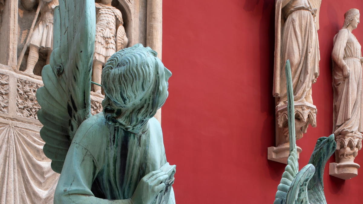 Notre-Dame de Paris : ces statues de la flèche sauvées miraculeusement