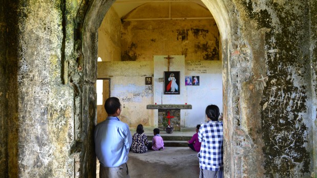 CAMBODIA-CAMBODGE-CHURCH-shutterstock_1168372501.jpg