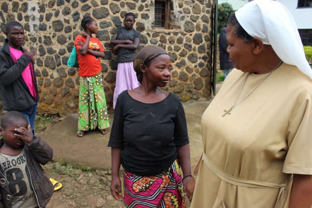 RELIGIEUSES-FAMILLE-CONGO-TO.JPG