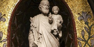 La prière du &#8220;Je vous salue Joseph&#8221;