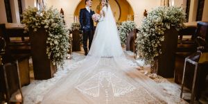 Un voile à l’effigie de la Vierge, la &#8220;folie&#8221; de Leila pour son mariage