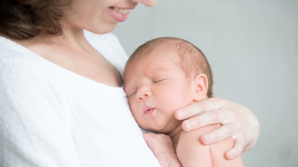 MOTHER-NEW-BORN-LOVE.jpg