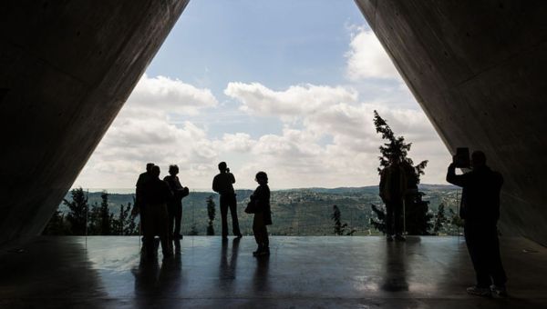 Musee-Yad-Vashem-Jerusalem-Matthew-Delaney.jpg