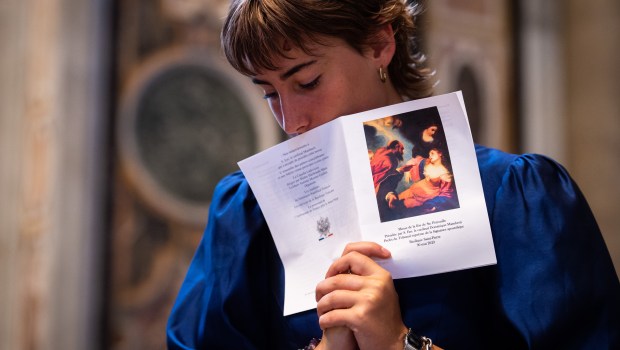 Mass for France celebrated by Cardinal Dominique Mamberti