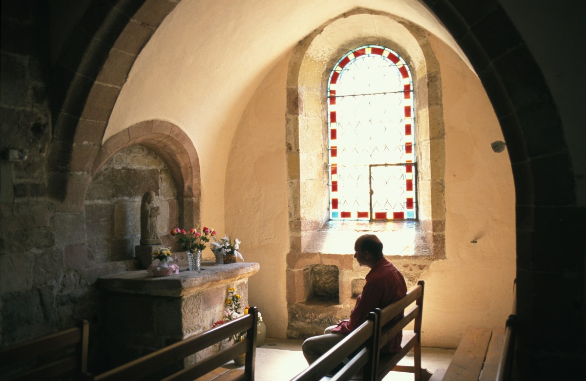 PRAY-ALONE-CHURCH-GODONG-FR174009B.jpg