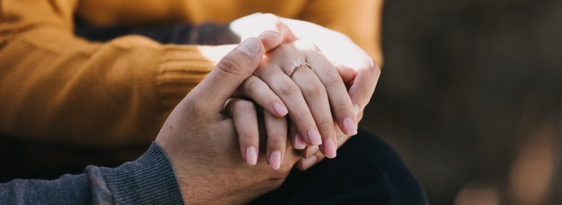 mariage-mains